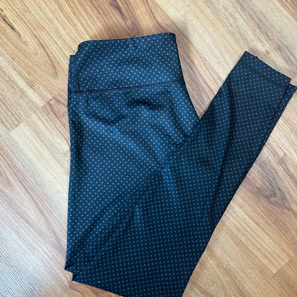 Lululemon Full-On Luxtreme Wonderunders - Picture 4 of 8